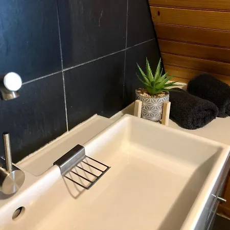 La Maison D'alix, A L'interieur De La Cite Medievale! Apartman *